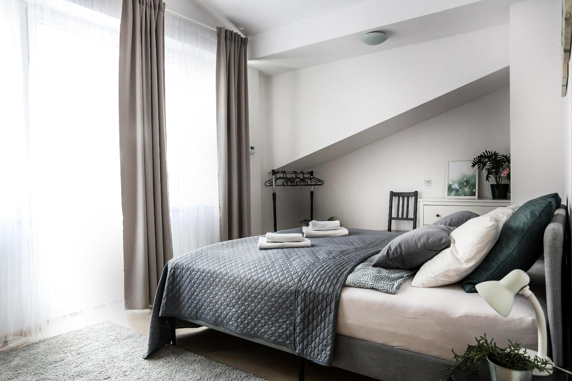 Fully-Furnished Apartment With Air Conditioning For Families, Cracow Old Town Krakov Exteriér fotografie